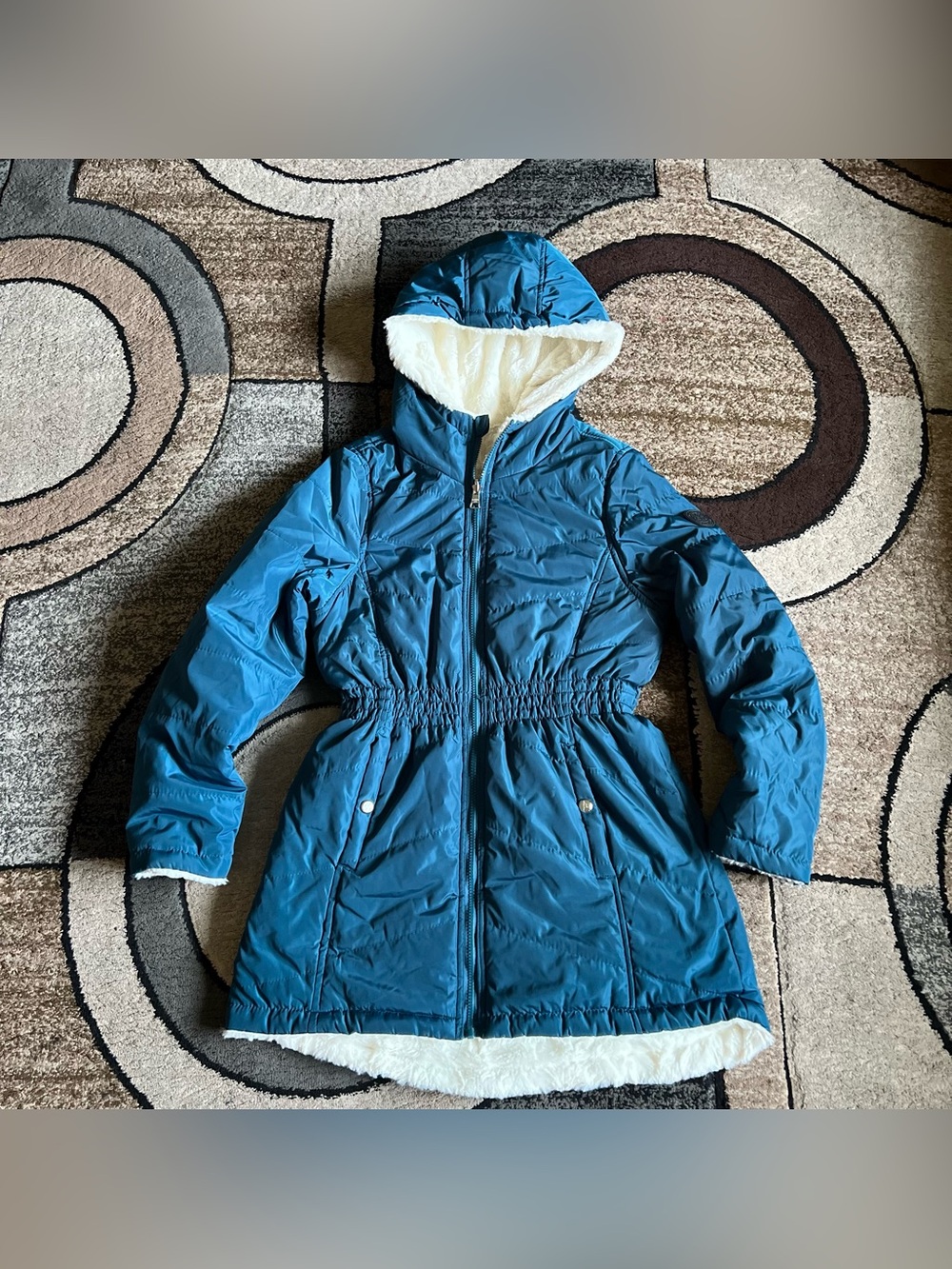 Big Girl Madden Girl Midweight, Quilted Puffer Jacket Size Medium.